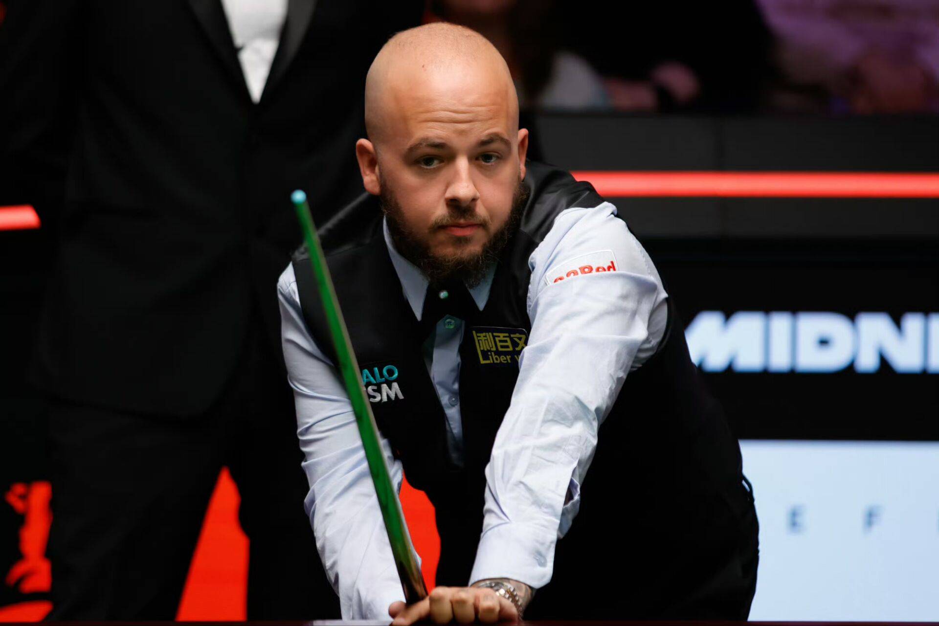 本赛季的首 本赛季的首